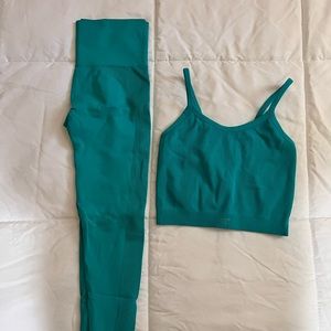 SET Active Sculptflex Leggings & Tank - TROPIC